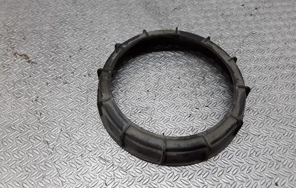 Renault Clio III In tank fuel pump screw locking ring/nut 09701687000