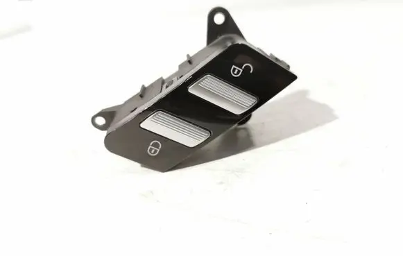 Mercedes-Benz S W221 Central locking switch button A2218213151 STV82174 03371030100