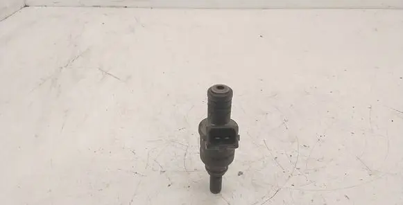 BMW 5 E39 Fuel injector 1427240