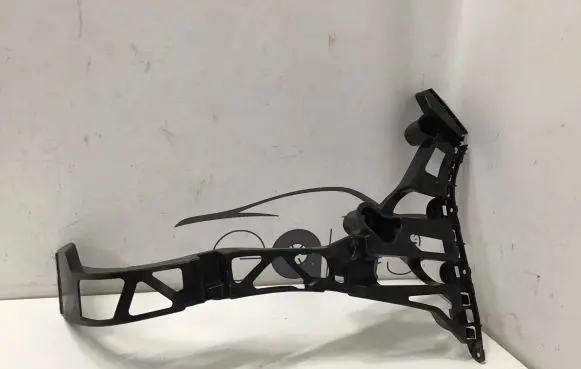 Mercedes-Benz EQE v295 Rear bumper mounting bracket A2958859000