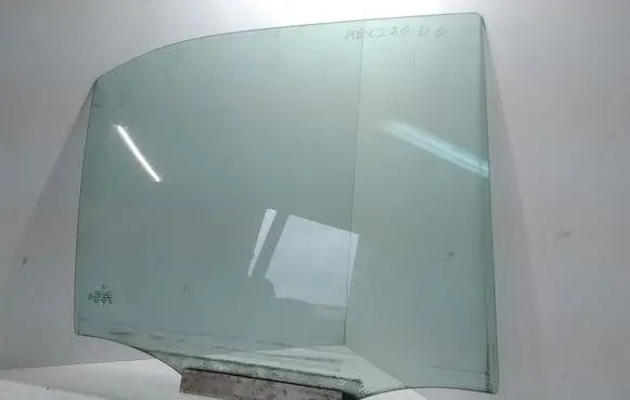 Mercedes-Benz C W202 Rear door window glass