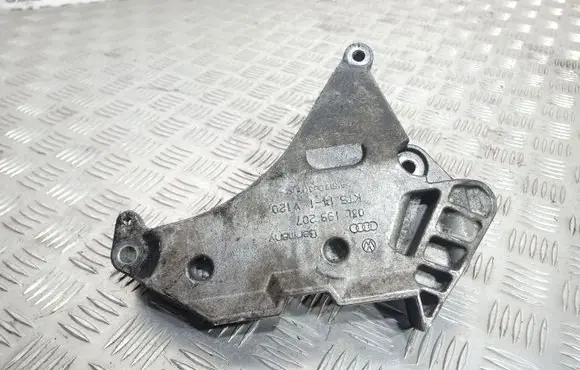 Volkswagen PASSAT B7 Engine mounting bracket 03L199207