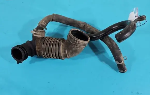 Intercooler hose/pipe