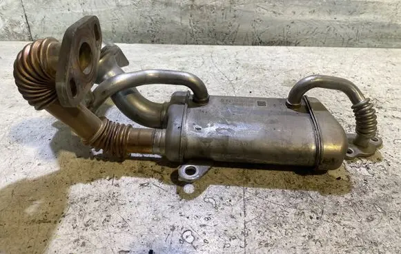 Renault Megane III EGR valve cooler 147358238R 43390729A