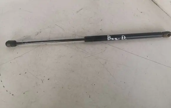 Mini One - Cooper R50 - 53 Tailgate/trunk strut/damper