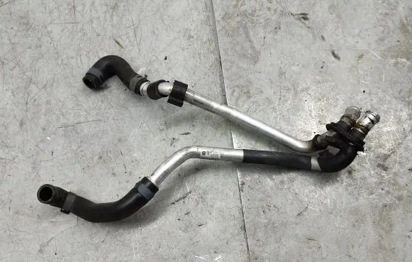 Porsche Cayenne (92A) Engine coolant pipe/hose 7P0819911E 7P0819857E