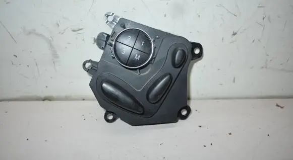 Mercedes-Benz E W211 Seat control switch 2118207810