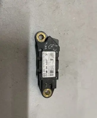 Mercedes-Benz C W203 Airbag deployment crash/impact sensor 0018209126