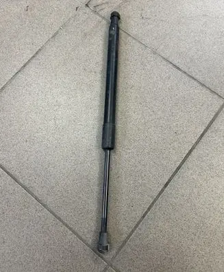 BMW 1 E81 E87 Tailgate/trunk strut/damper 51247166758
