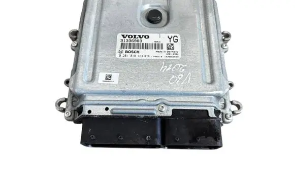 Volvo V60 Engine control unit/module 31336983 1039S50500 0281018414