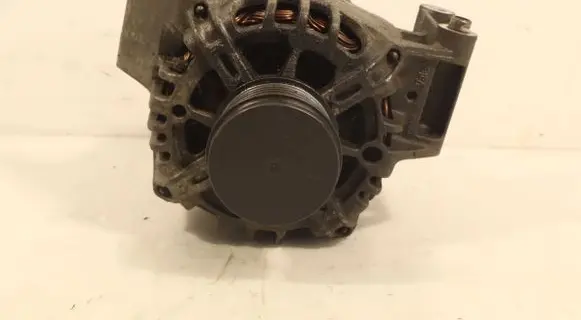 Lancia Ypsilon Generator/alternator 2542841D