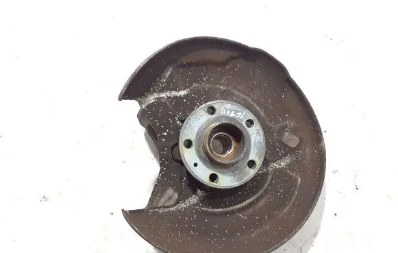 Volvo XC90 Rear wheel hub 32395005