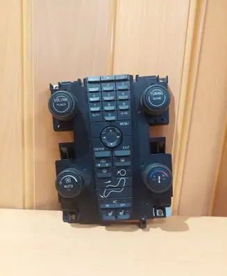 Volvo V50 Climate control unit 8697155 04W03T