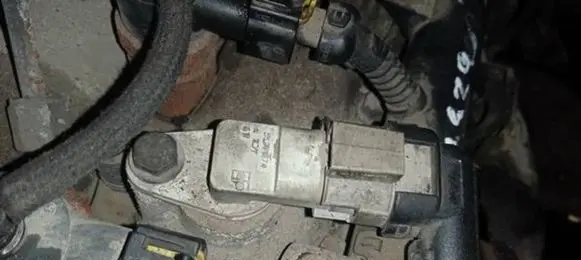 Camshaft position sensor