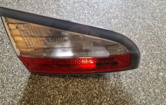 Ford Focus Tailgate rear/tail lights