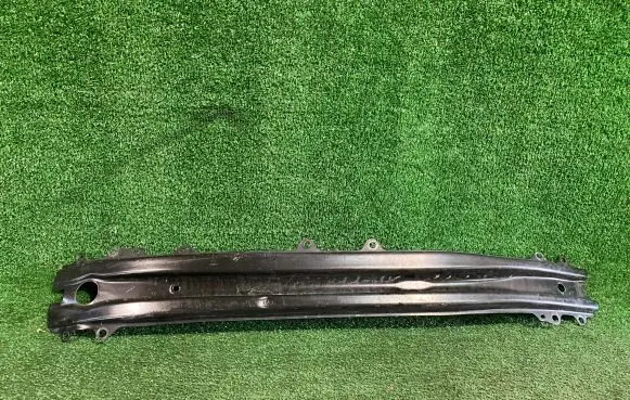 Toyota Yaris XP210 Front bumper cross member 52131K0020