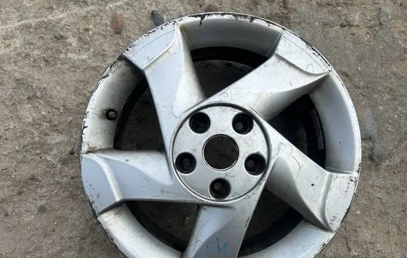 Dacia Duster II R16 alloy rim 403002932R