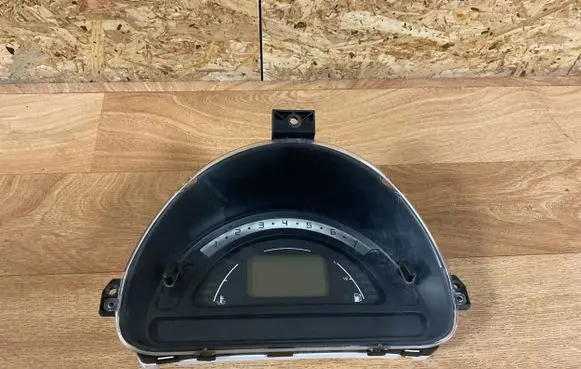 Citroen C3 Speedometer (instrument cluster) P9652008280 216755971 NS0357929D
