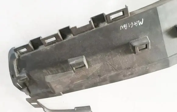 Chevrolet Malibu Front grill 22841998