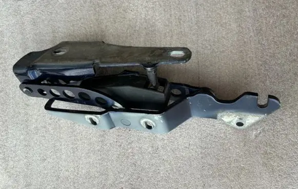 Mercedes-Benz CLK A209 C209 Tailgate/trunk/boot hinge A2097500128 2097500128
