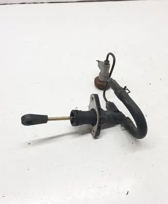 Hyundai Tucson JM Clutch master cylinder 72128