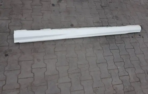 Mercedes-Benz C W204 Sill/side skirt trim A2046981354IAUTOPI A2046981354