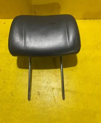 Chevrolet Captiva Front seat headrest 