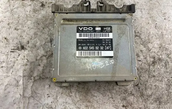 Mercedes-Benz E W210 Engine control unit/module 0225459232 022545923207 412232004007