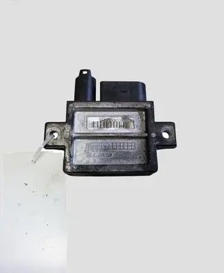BMW 3 E90 E91 Glow plug pre-heat relay 7798000
