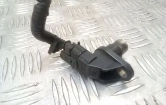 Volvo XC90 Camshaft position sensor 8631533