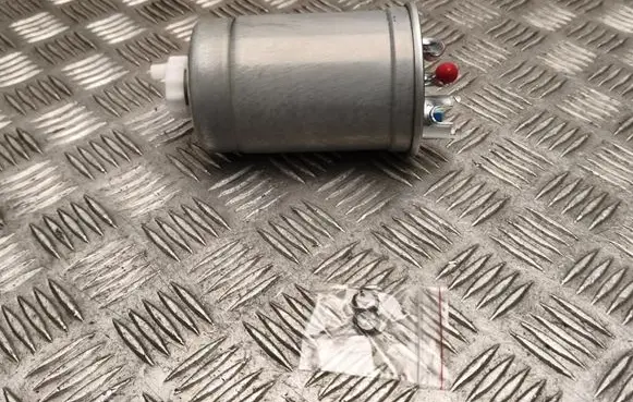Volkswagen Polo III 6N 6N2 6NF Fuel filter FCS473