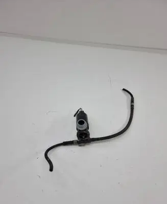 Land Rover Discovery Sport Windscreen/windshield washer pump 1050007001