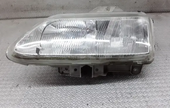 Renault Espace III Headlight/headlamp 0492705