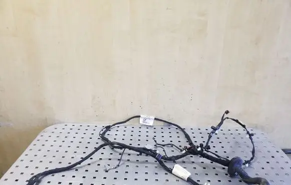 Ford Mondeo MK V Tailgate/trunk wiring harness DG9T14A583 DG9T14A583CF