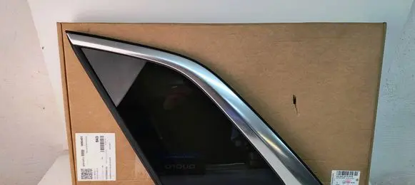 Audi Q8 Rear vent window glass 4KE845297