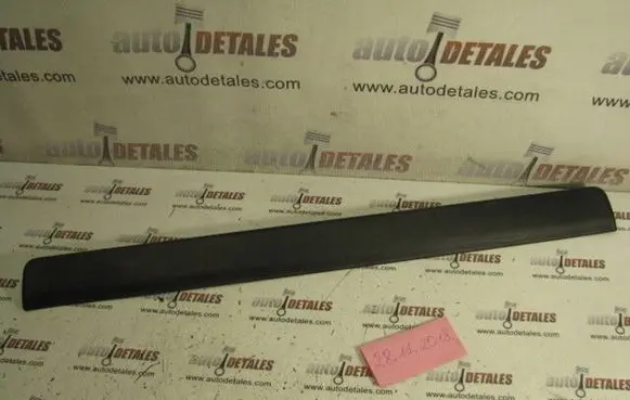Toyota Corolla Verso E121 Front sill trim cover 6791113010