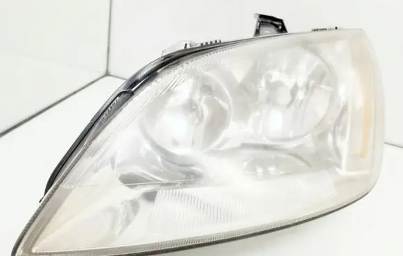 Ford Focus C-MAX Headlight/headlamp