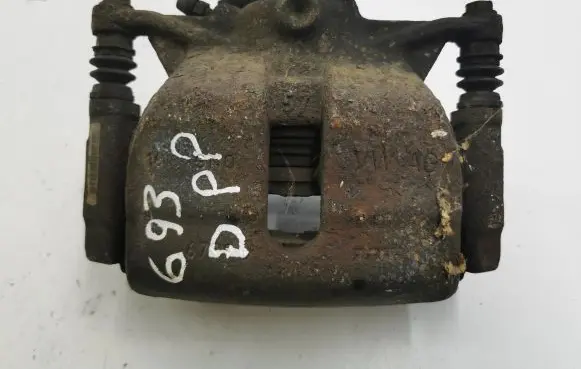 Volkswagen PASSAT B8 Front brake caliper 5714B