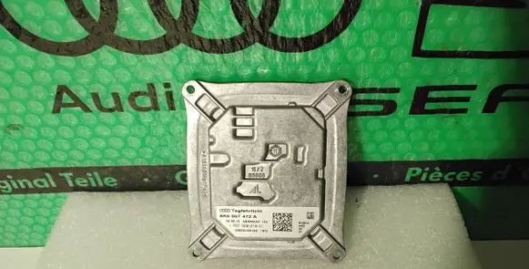 Audi A4 S4 B8 8K LED ballast control module 8K0907472A