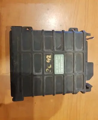 Ford Escort Engine control unit/module 00280800194 V86AB12A297BA