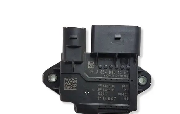 Mercedes-Benz E W213 Glow plug pre-heat relay A6549001300