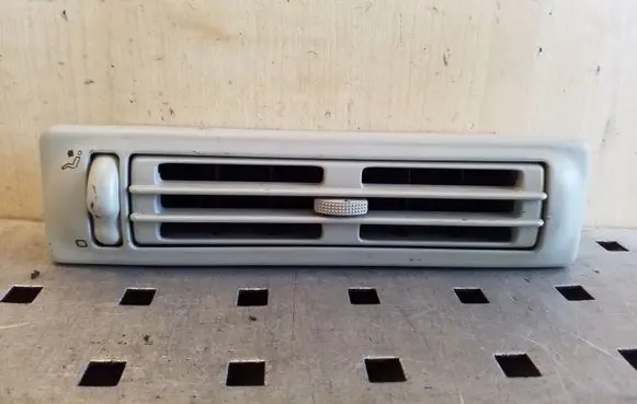 Volkswagen Multivan T4 Air vent grill in roof 700820953