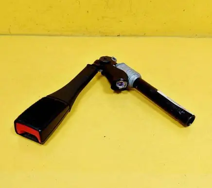 Opel Corsa D Front seatbelt buckle 607075100