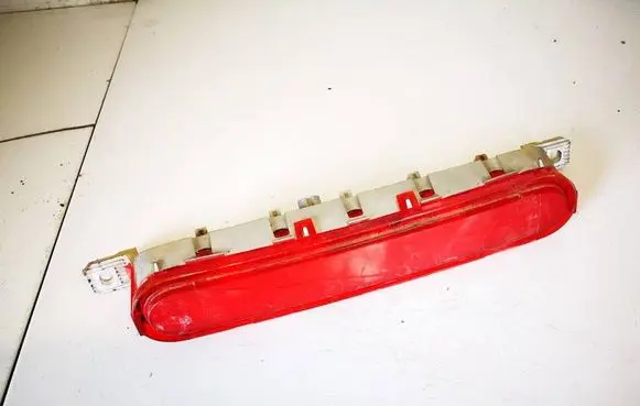 Toyota Corolla Verso AR10 Third/center stoplight 815700f011 81570-0f011