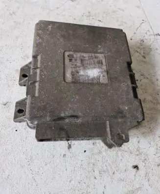 Peugeot 206 Engine control unit/module 9637086980 16301157 IHN10PB1