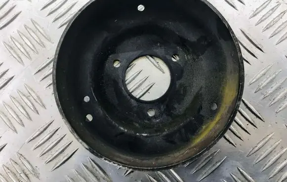 Volkswagen Crafter Water pump pulley 076121031