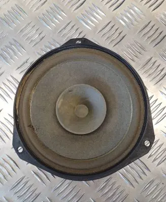 Alfa Romeo Giulietta Rear door speaker 505084930 90016432204 08411