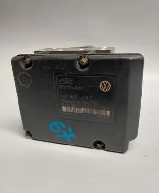 Volkswagen Golf IV ABS Pump 1J0907379G