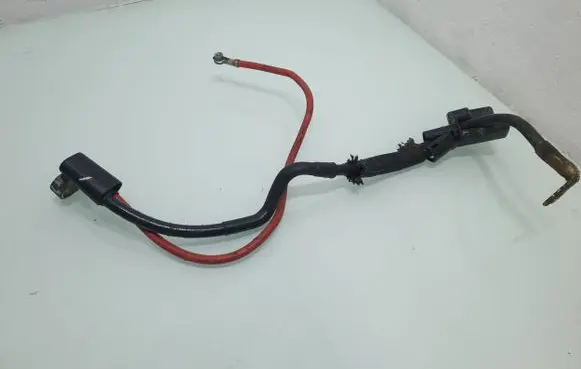 Volkswagen Golf VI Positive cable (battery)
