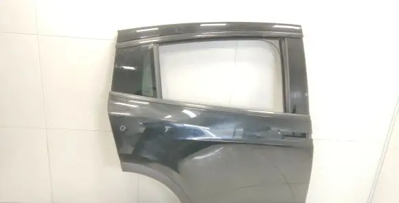Rear door